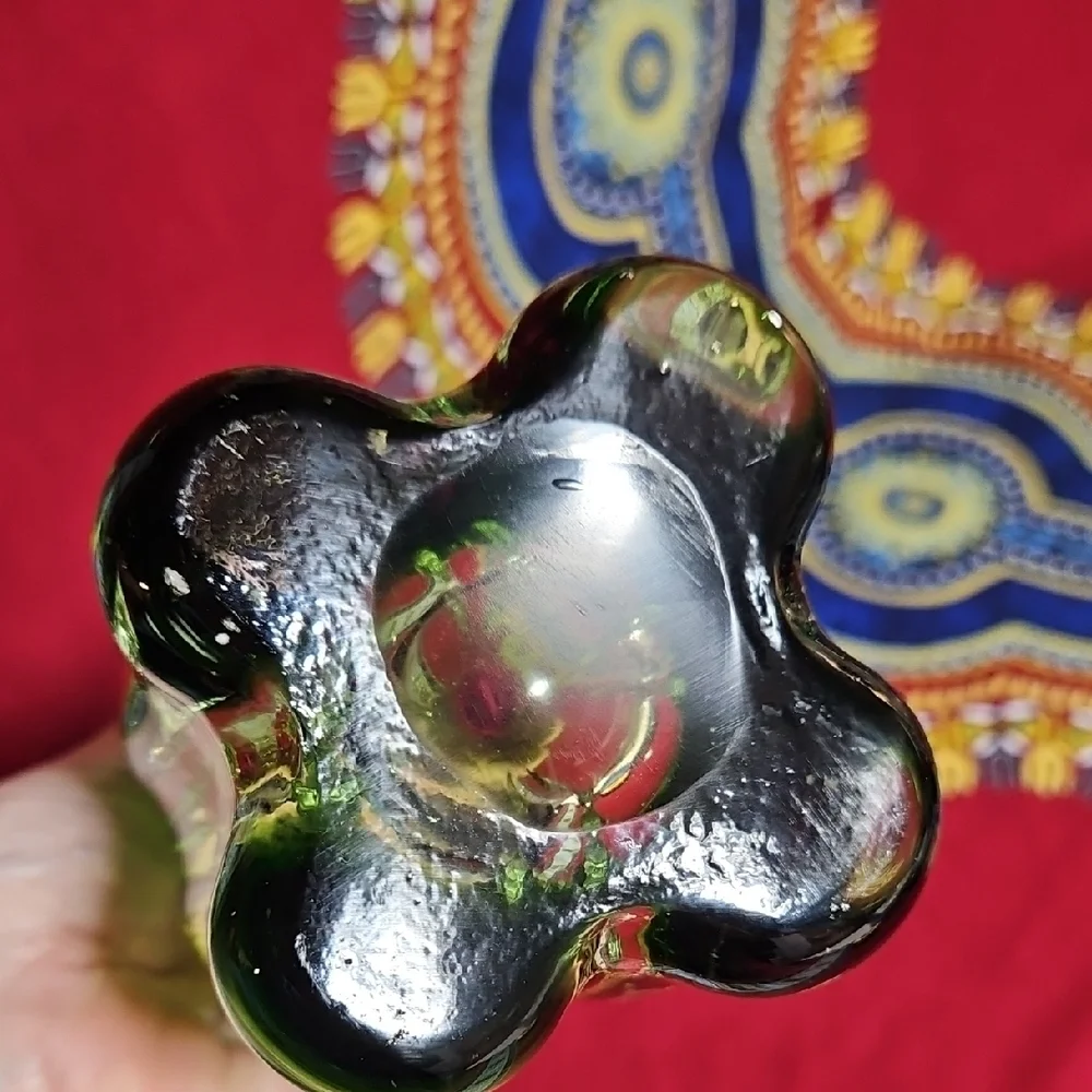 Handblown Vintage Mid-Century Modern Swung Glass Vase  in 